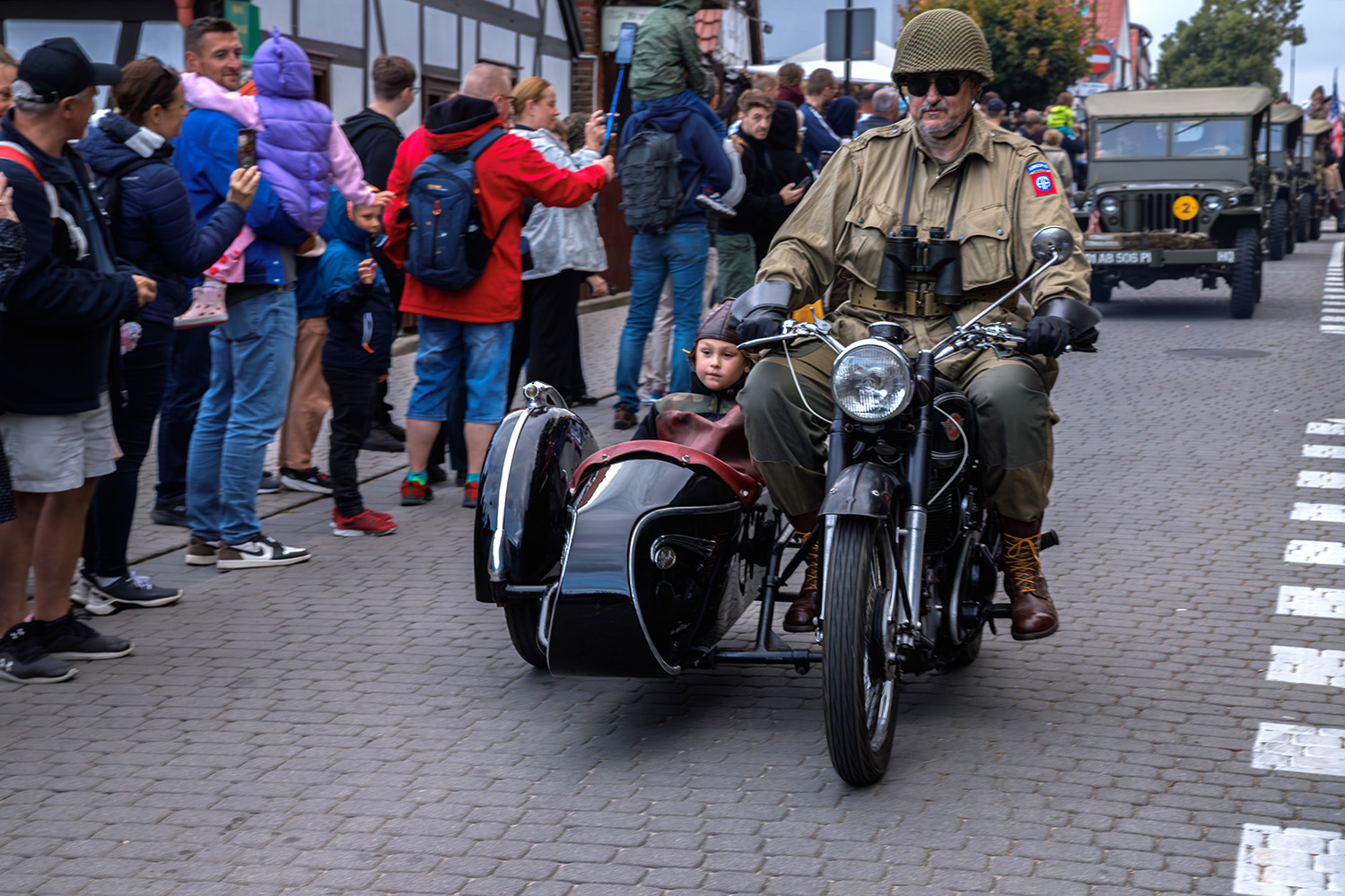 parada zabytkowych pojazdów na Helu 08.2025