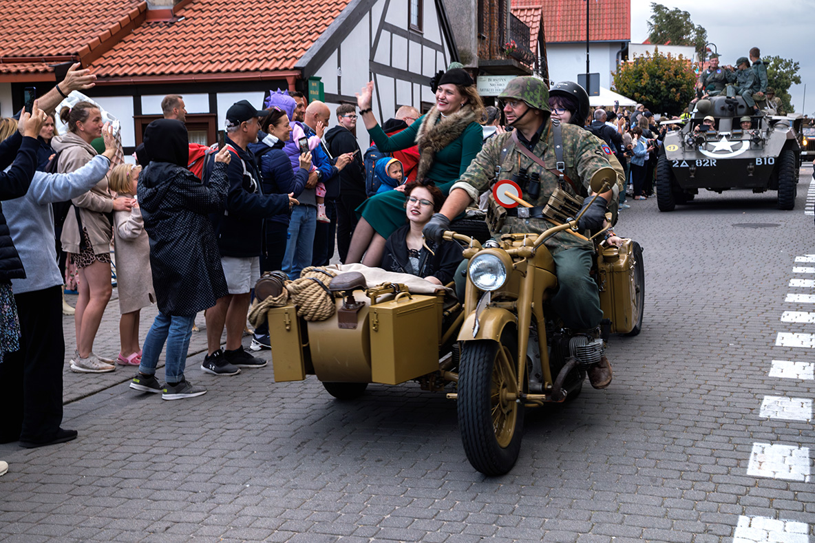 parada zabytkowych pojazdów na Helu 08.2025