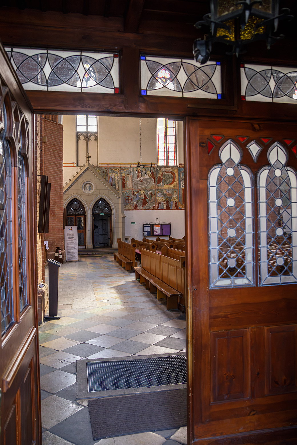 wejście do Konkatedry św. Jana Ewangelisty w Kwidzynie